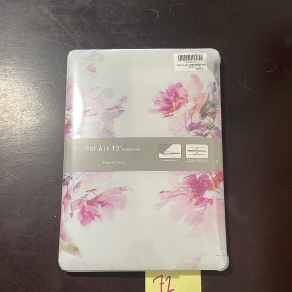 MacBook Air 13” pink floral shell - Picture 3 of 3